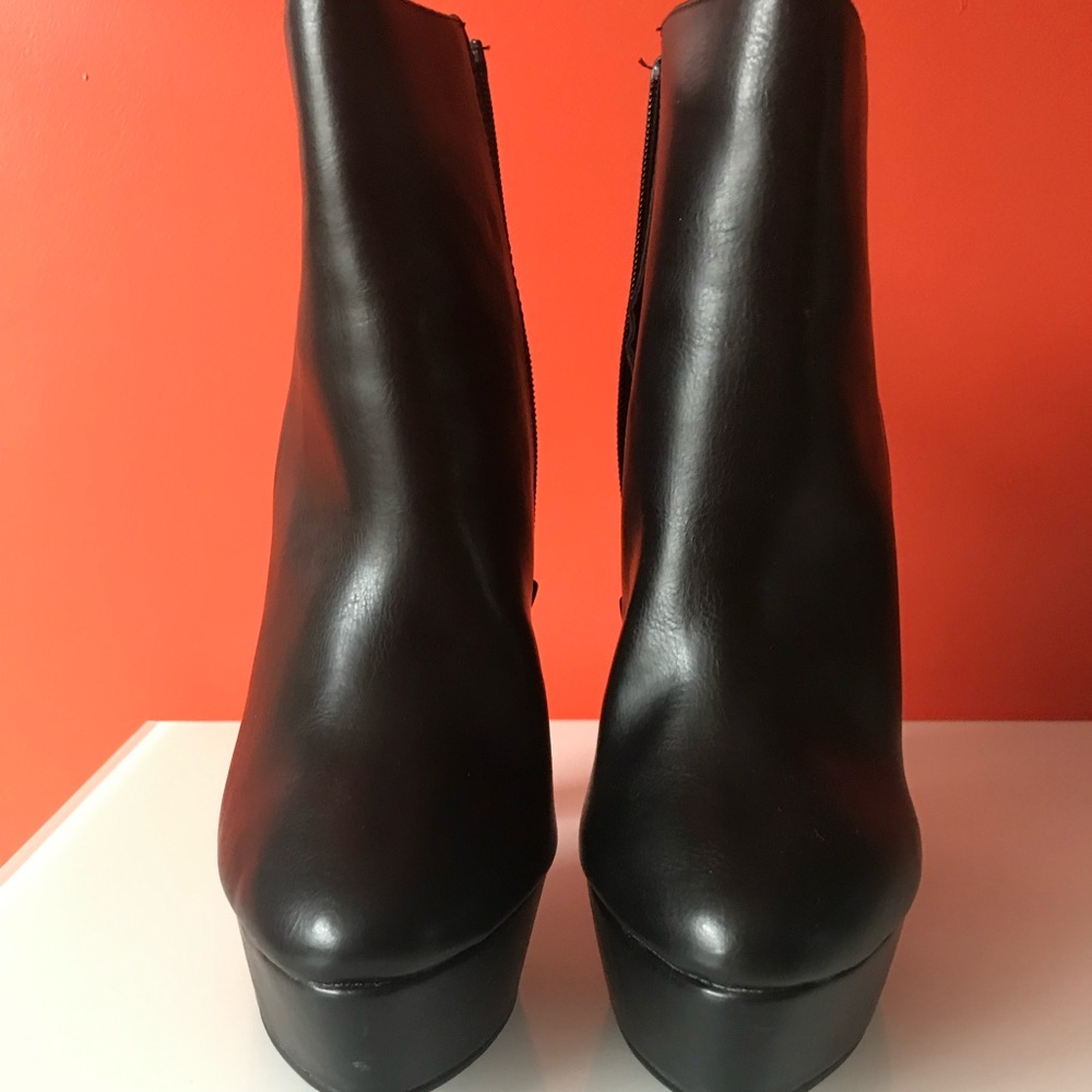 Women’s Black Ankle Bootie